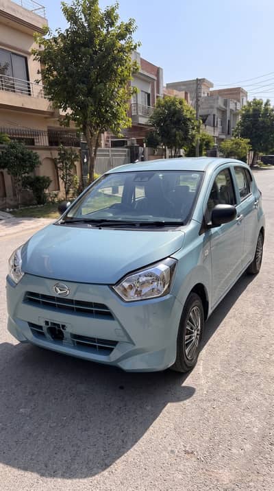Daihatsu Mira 2023