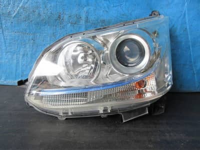 DAIHATSU Move Headlight