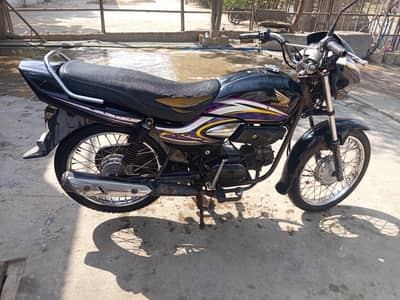 Honda For Sale 100 CC Pridor  1st Owner Transfer Must