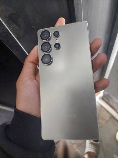 Samsung Mobile S25 Ultra exchange