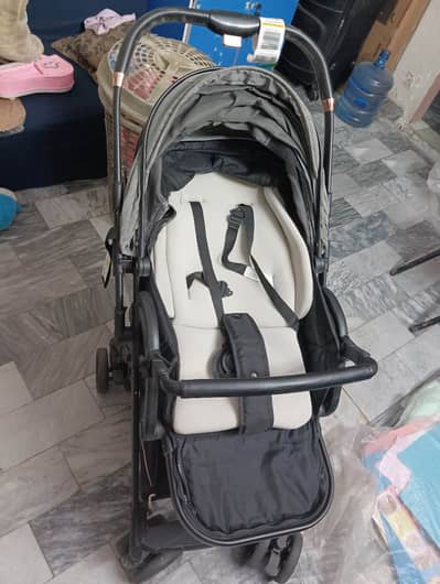 Foldable Stroller in Good Condition