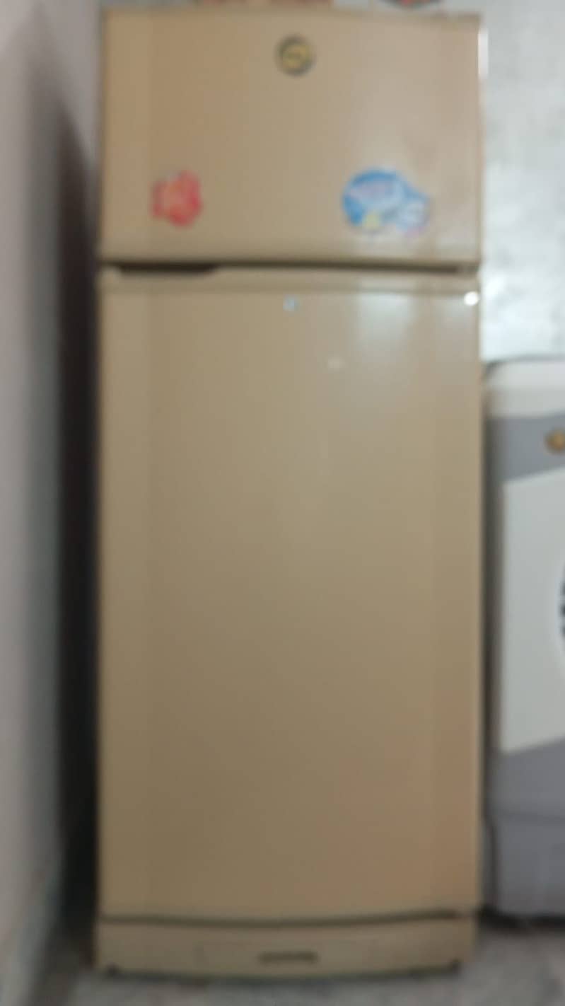 PEL fridge medium size 0