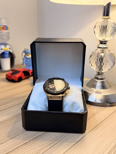 Men’s Luxury Executive Chronograph Watch - Gold & Black edition
