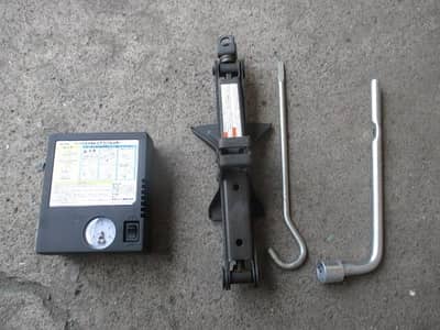 Jack/ Air Pump and Rod