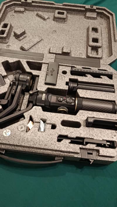 Zhiyun Crane 2S Gimbal - 10/10 condition
