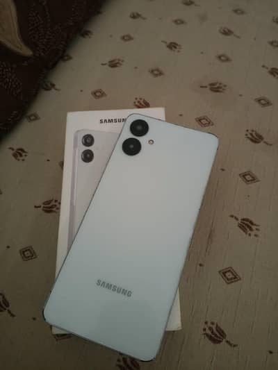 Samsung Mobile A06