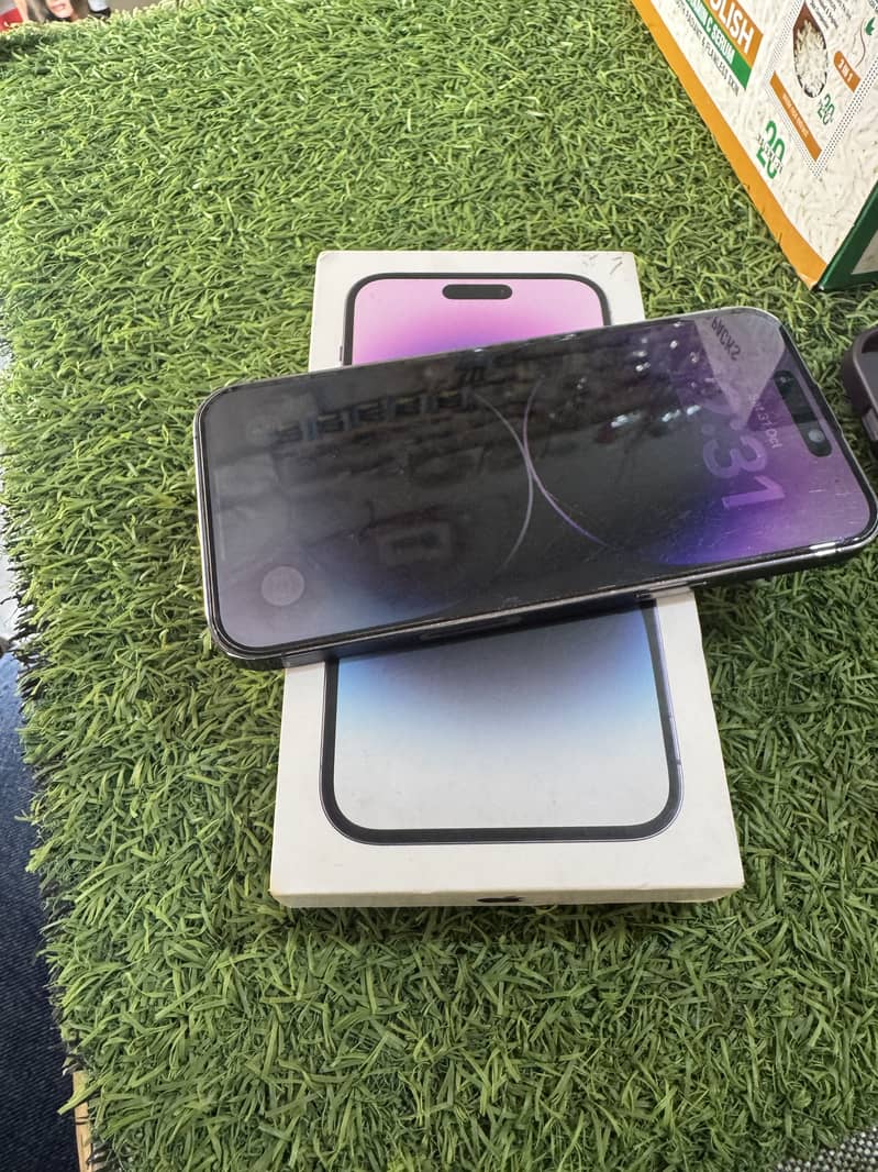 Apple iPhone 14 Pro Max 1
