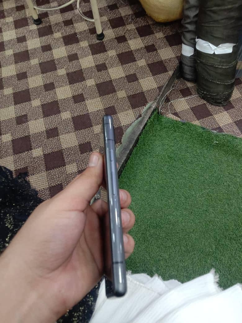 Google Pixel 7a 5