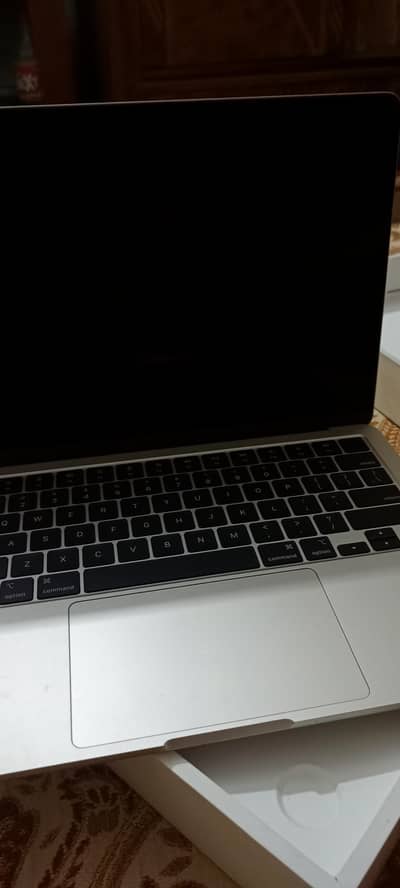 Macbook M4 Air 10 by 10 condition