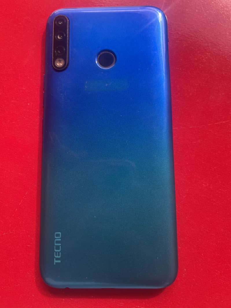 Tecno Spark 4 0