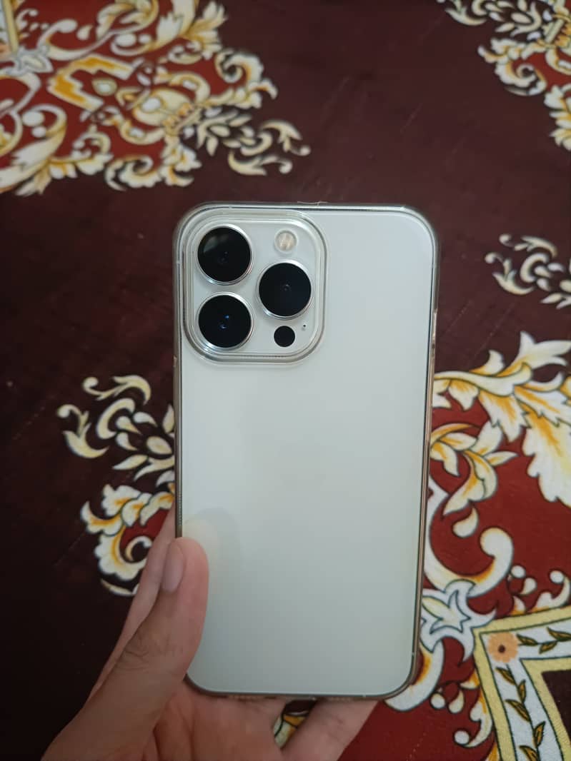 Apple iPhone 13 Pro 0