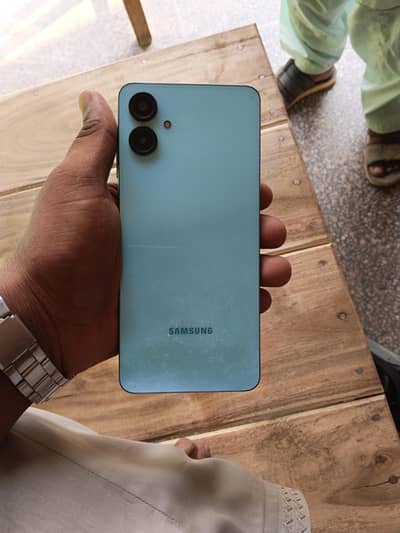 Samsung Mobile A06