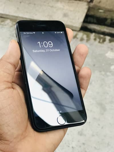 Apple iPhone 7