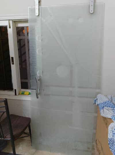 glass slide door
