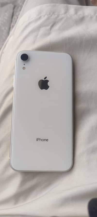 Apple iPhone XR