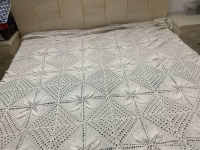 Premium Woven Vintage Bedspread & Matching Dining Table Sheet Set