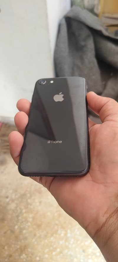 Apple iPhone 8