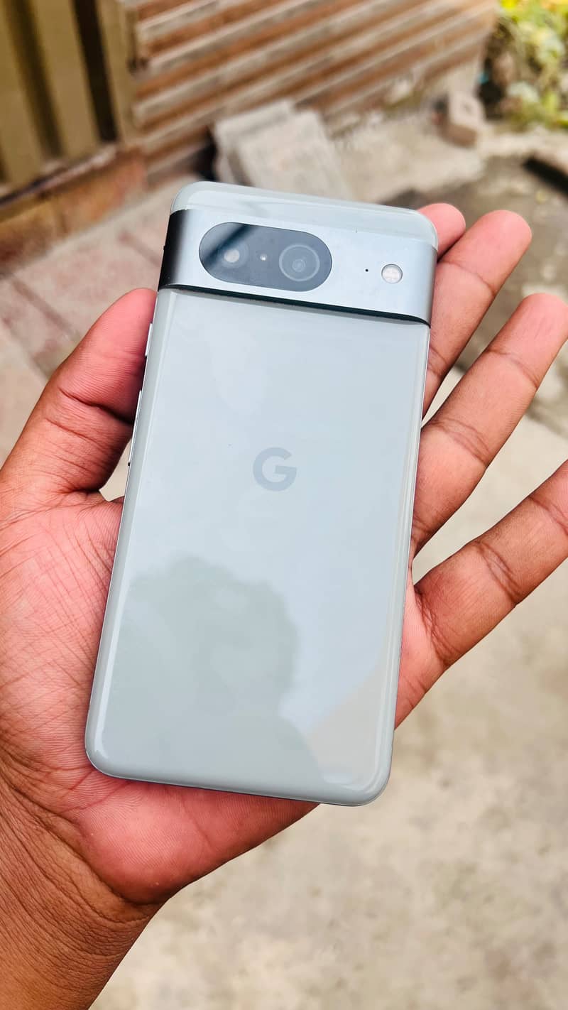 Google Pixel 8 0