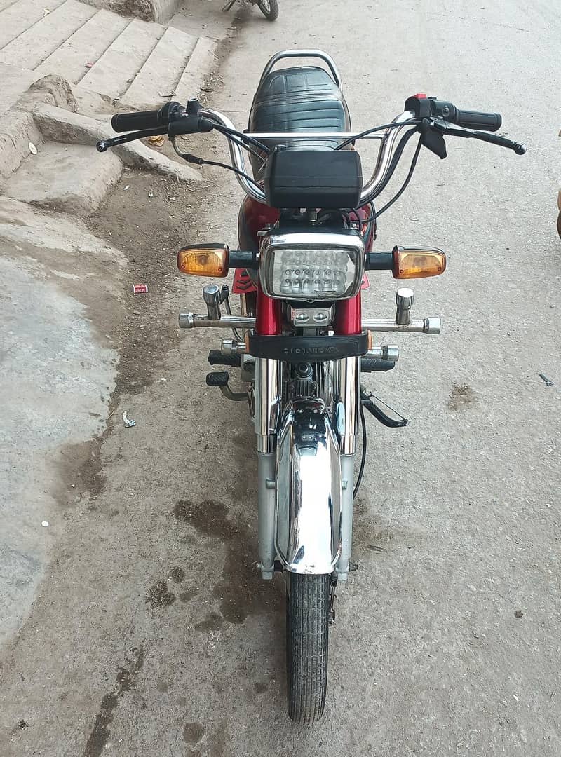 Honda cd-70 1