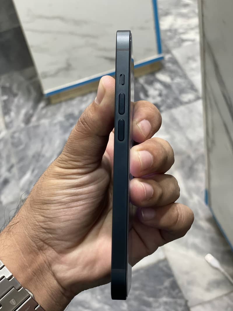 Apple iPhone 14 1