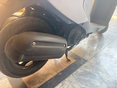 suzuki lets4