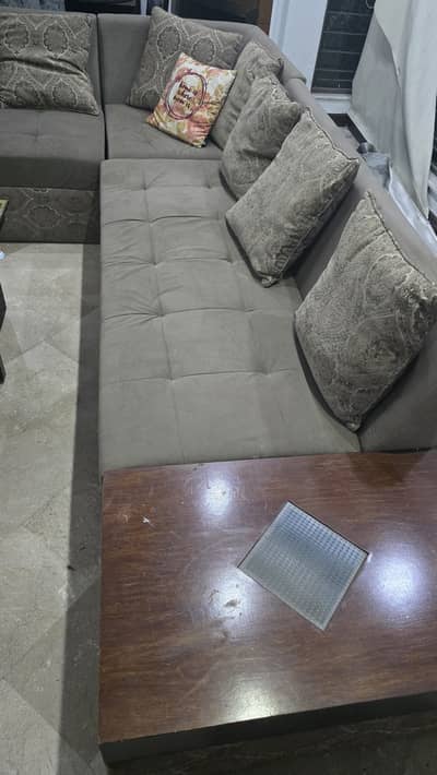 L shaped sofa velvet poshish.  Clean and good condition.