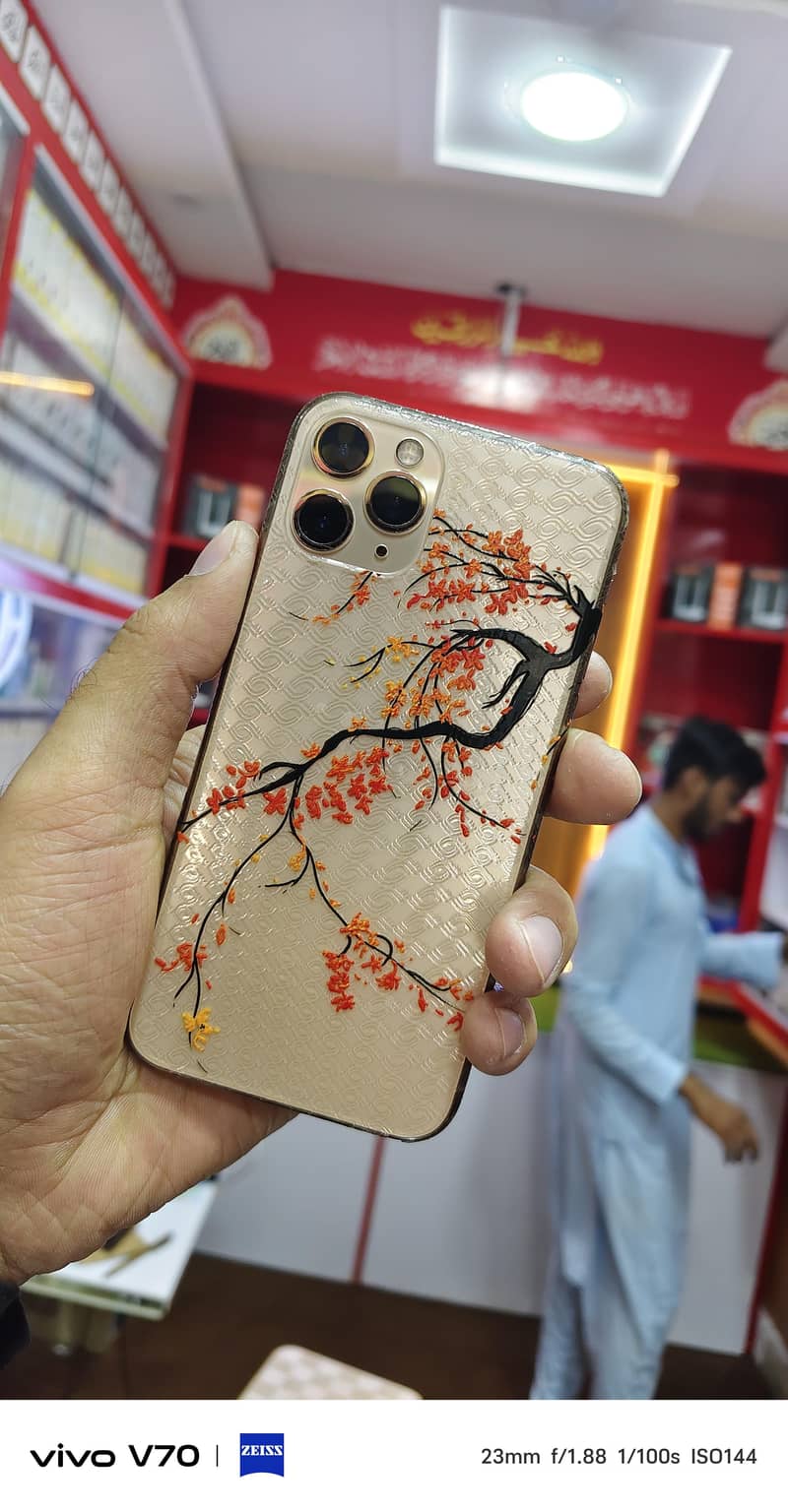 Apple iPhone 11 Pro 0