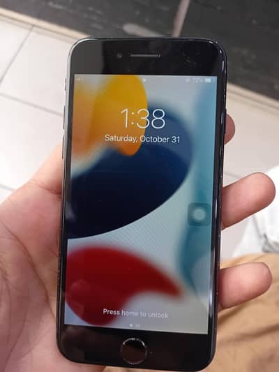 Apple iPhone 7