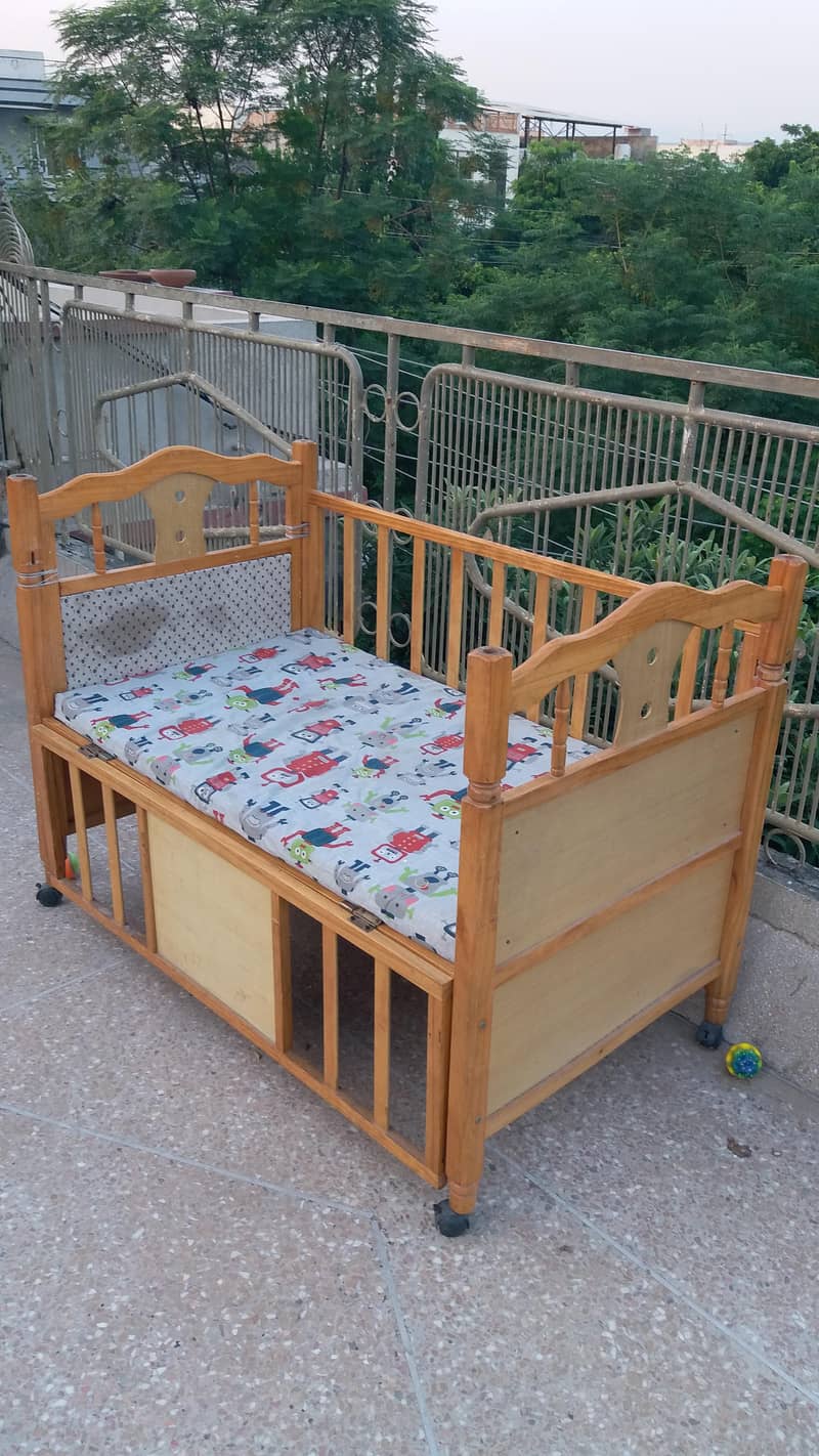 Baby Cot 0