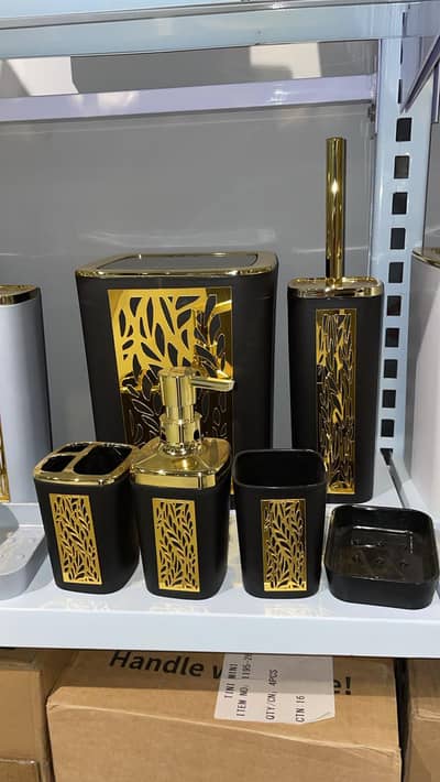 Luxury Fluted Black & Gold Bathroom Accessory Set
