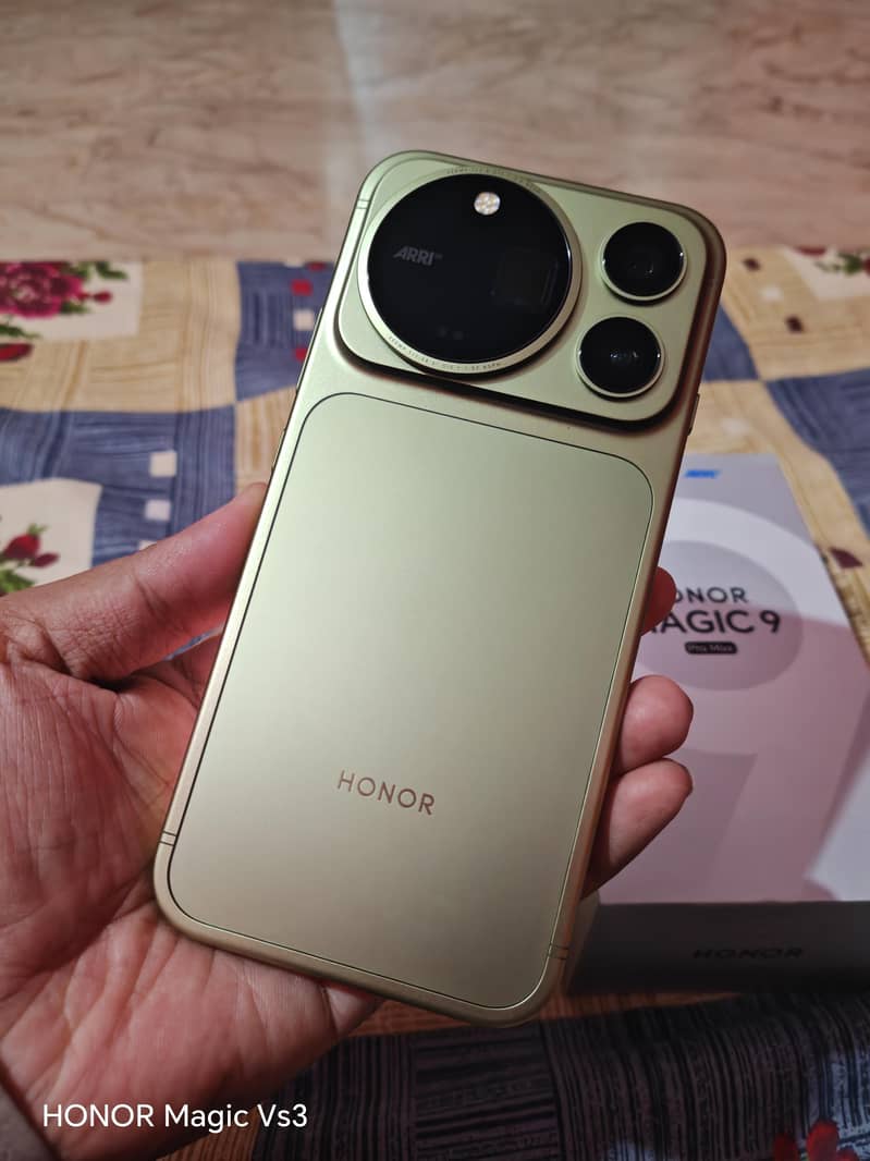 Honor Magic9 Pro Max 3