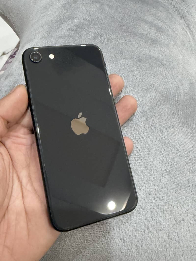 Apple iPhone SE 0