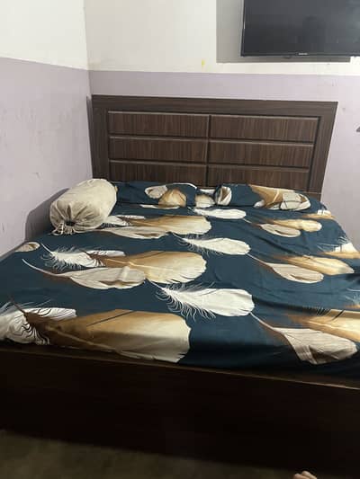 King size bed without mattress