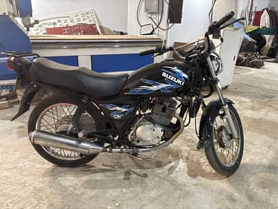 Suzuki GS 150