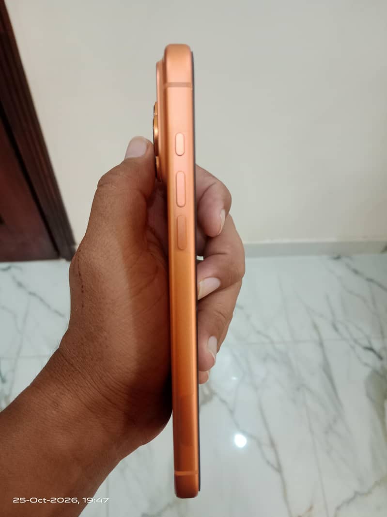 Apple iPhone 17 Pro Max 1
