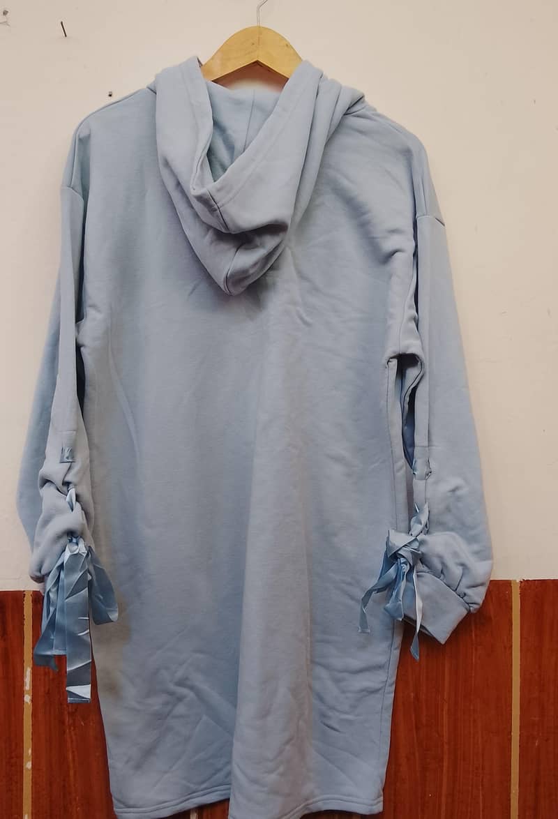 sweatshirt 3