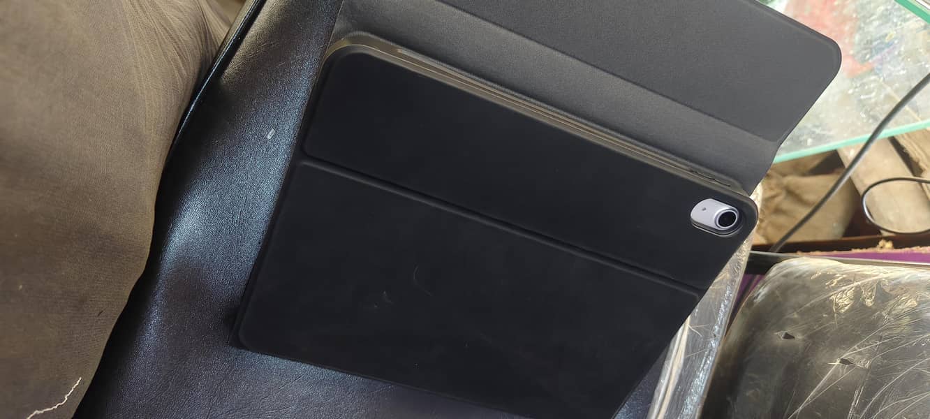 iPad (10th Generation) 1