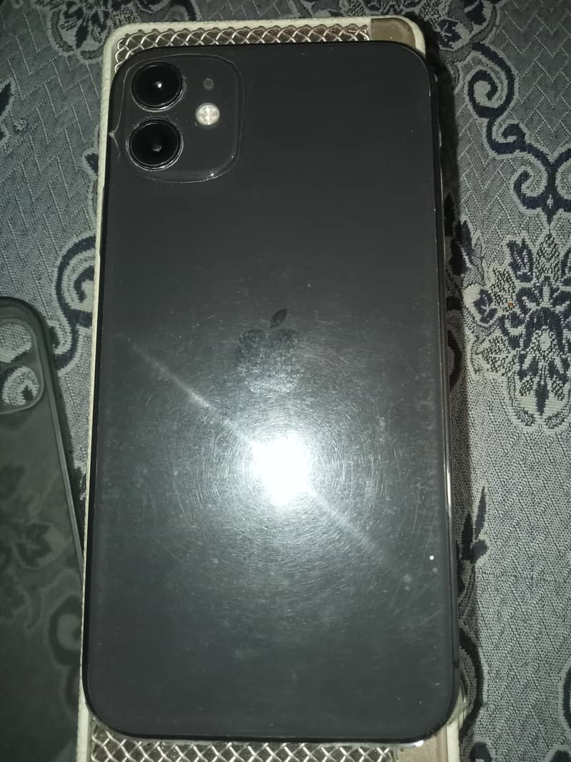 Apple iPhone 11 0