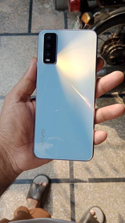 Vivo Y20 only phone / exchange with good phone
