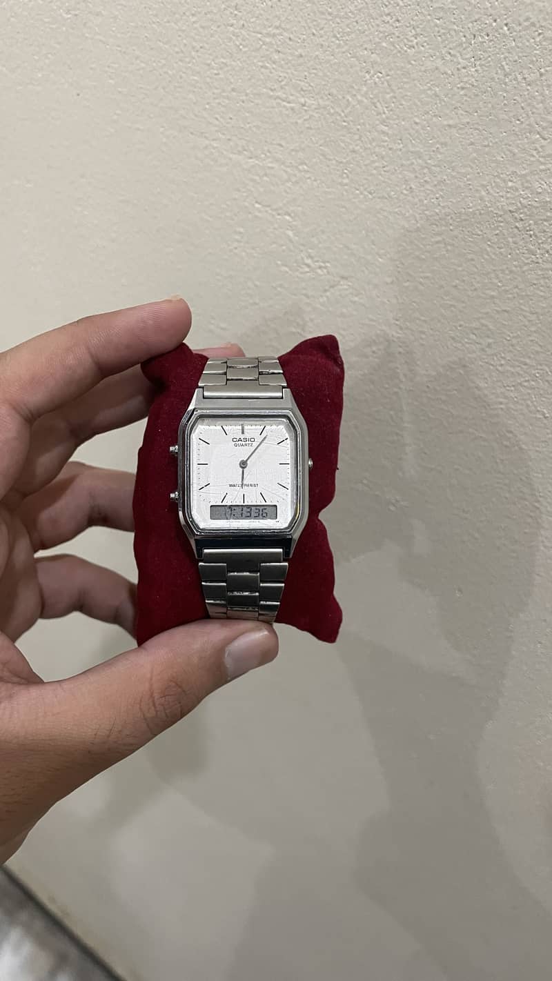 Watch 0
