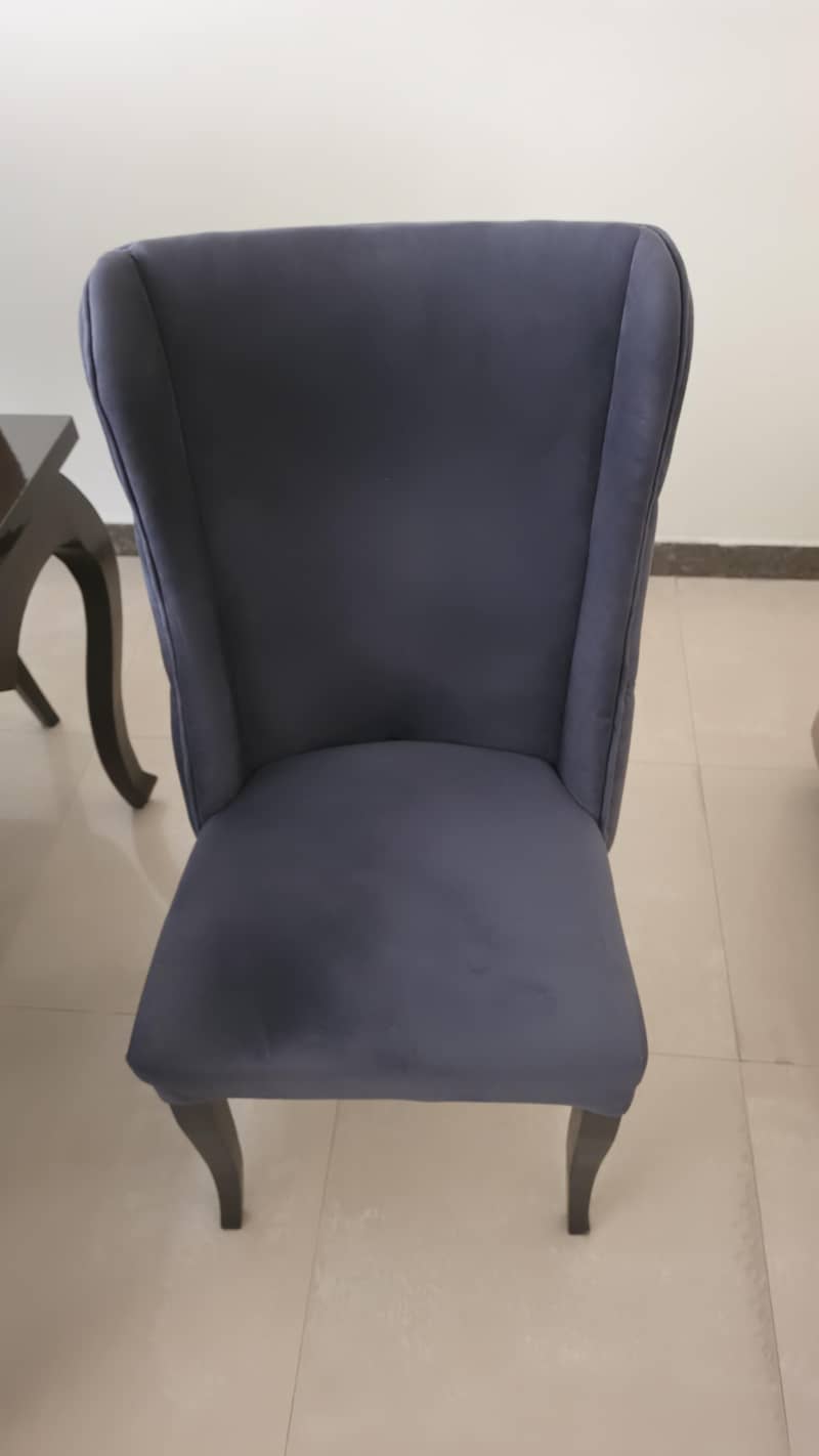 6 seater dining table 1