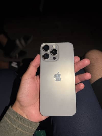 Apple iPhone 15 Pro Max