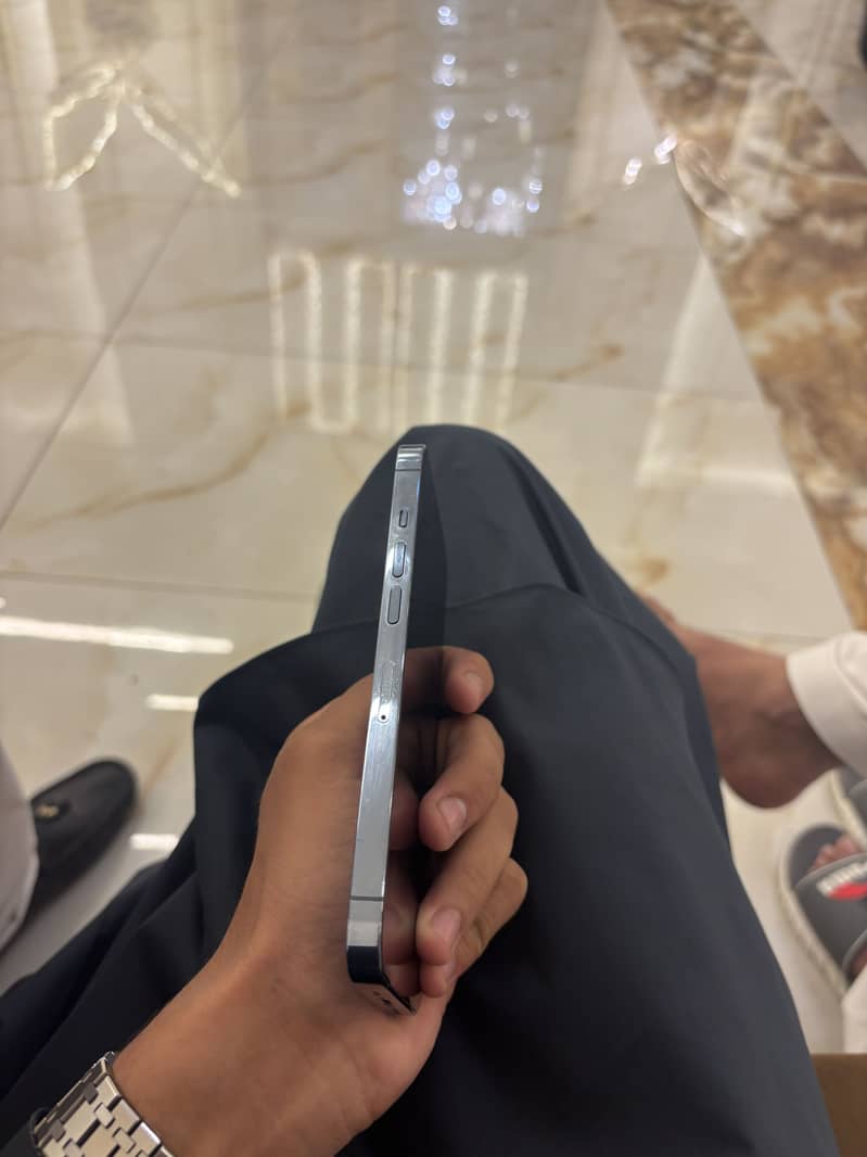 Apple iPhone 13 Pro 0