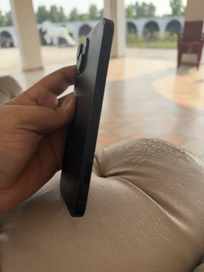 Apple iPhone 14