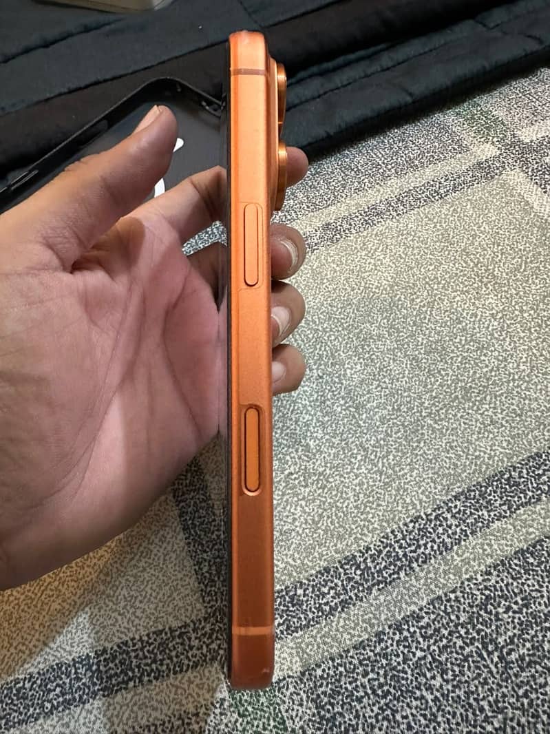 Apple iPhone 17 Pro 0