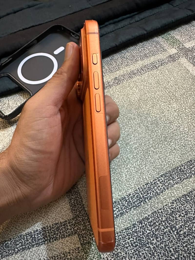 Apple iPhone 17 Pro 1