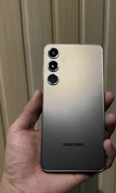 Samsung Galaxy S24*5G* – Black | 8GB RAM | 128GB Storage