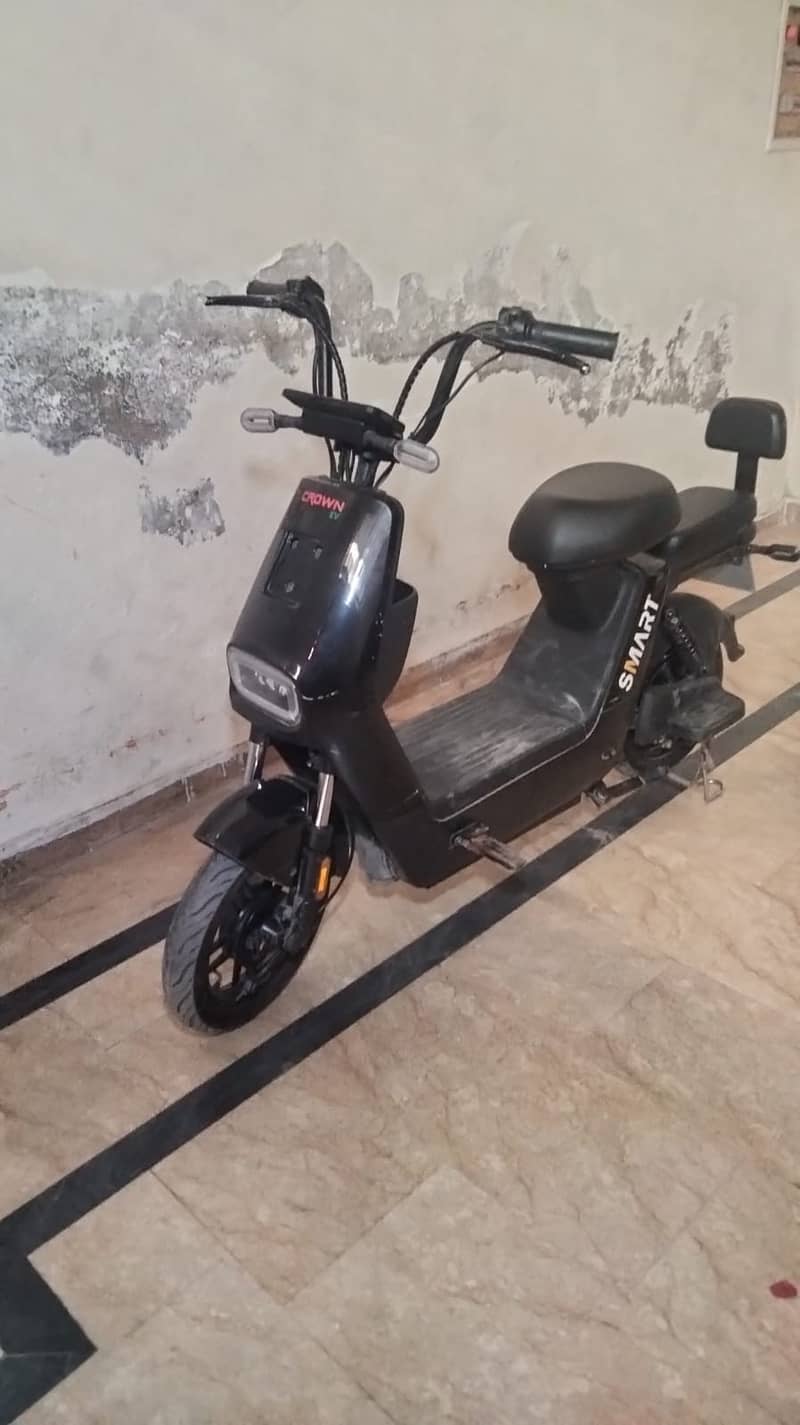 Electric scootee 1