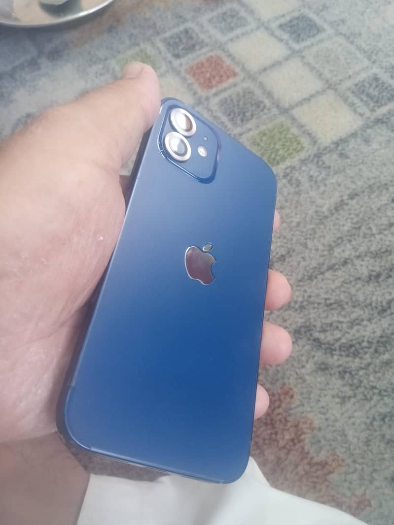 Apple iPhone 12 0