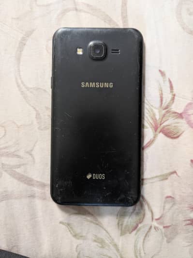 Samsung Mobile J7 Core